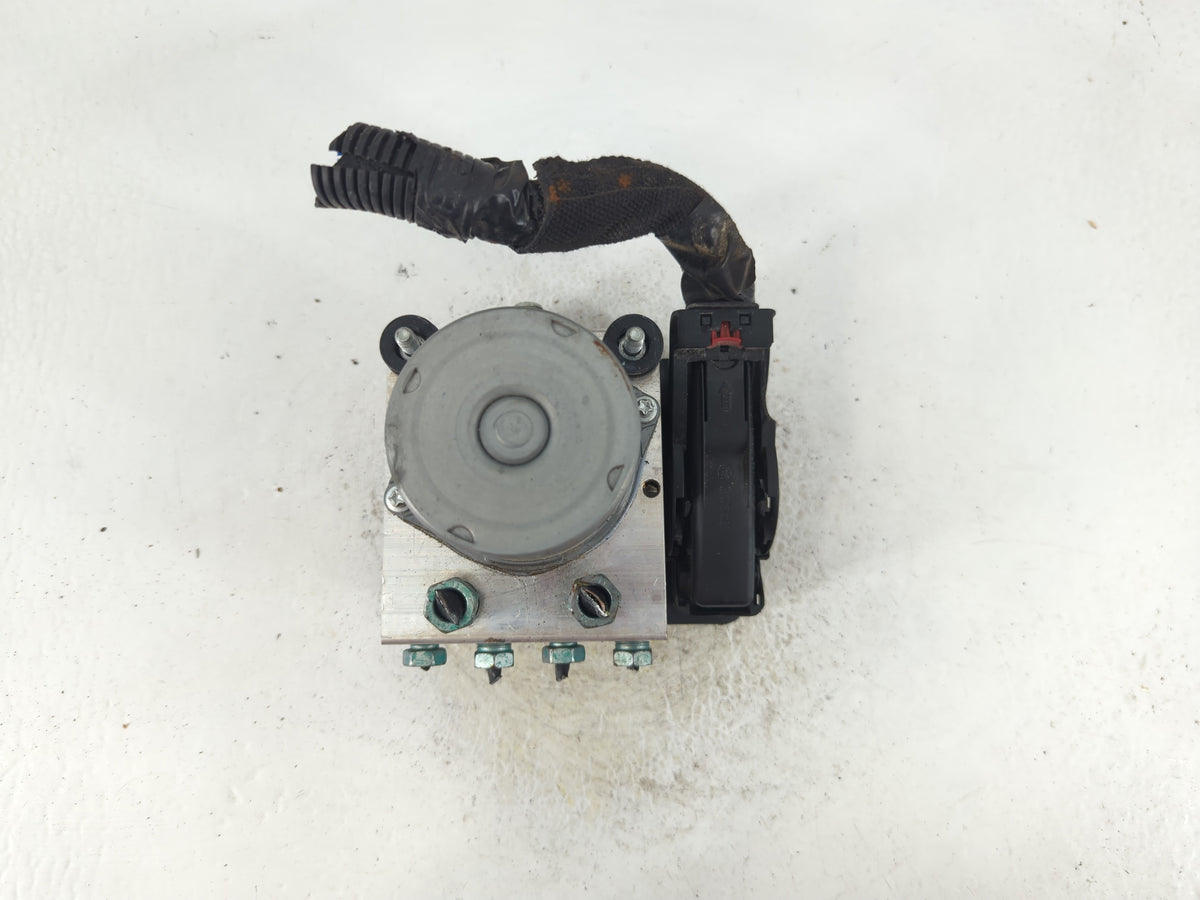 2019-2021 Chevrolet Malibu Anti-Lock Brake ABS Pump Module Actuator OEM P/N:065055766 Fits Fits 2019 2020 2021 OEM Used Auto
