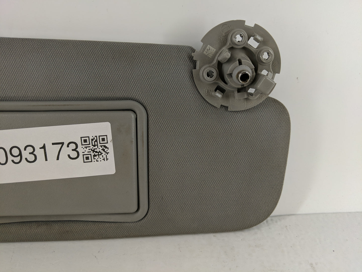 2016-2021 Chevrolet Malibu Sun Visor Shade Replacement Passenger Right Mirror Fits Fits 2016 2017 2018 2019 2020 2021 OEM Us