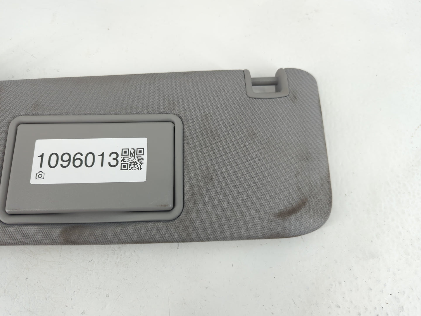 2016-2021 Chevrolet Malibu Sun Visor Shade Replacement Driver Left Mirror Fits Fits 2016 2017 2018 2019 2020 2021 OEM Used A