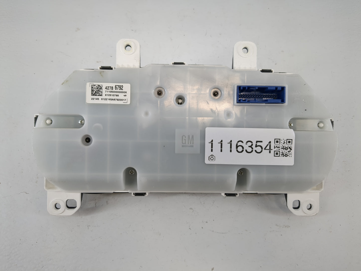 2022 Chevrolet Malibu Instrument Cluster Speedometer Gauges P/N:42786792 Fits OEM Used Auto Parts - Oemusedautoparts1.com