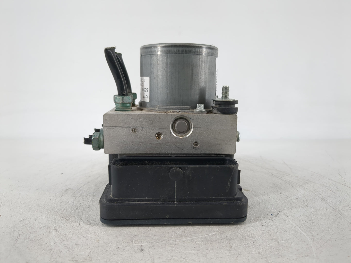 2019-2021 Chevrolet Malibu ABS Pump Control Module Replacement P/N:065055766 4277 6698 Fits Fits 2019 2020 2021 OEM Used Aut