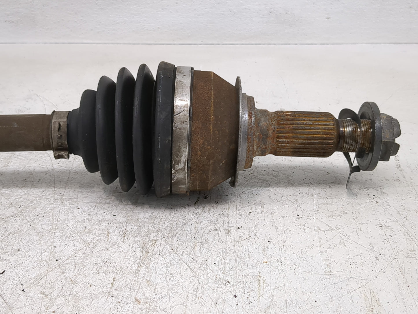 2016-2021 Chevrolet Malibu Axle Shaft Front Passenger Cv C/v - Oemusedautoparts1.com