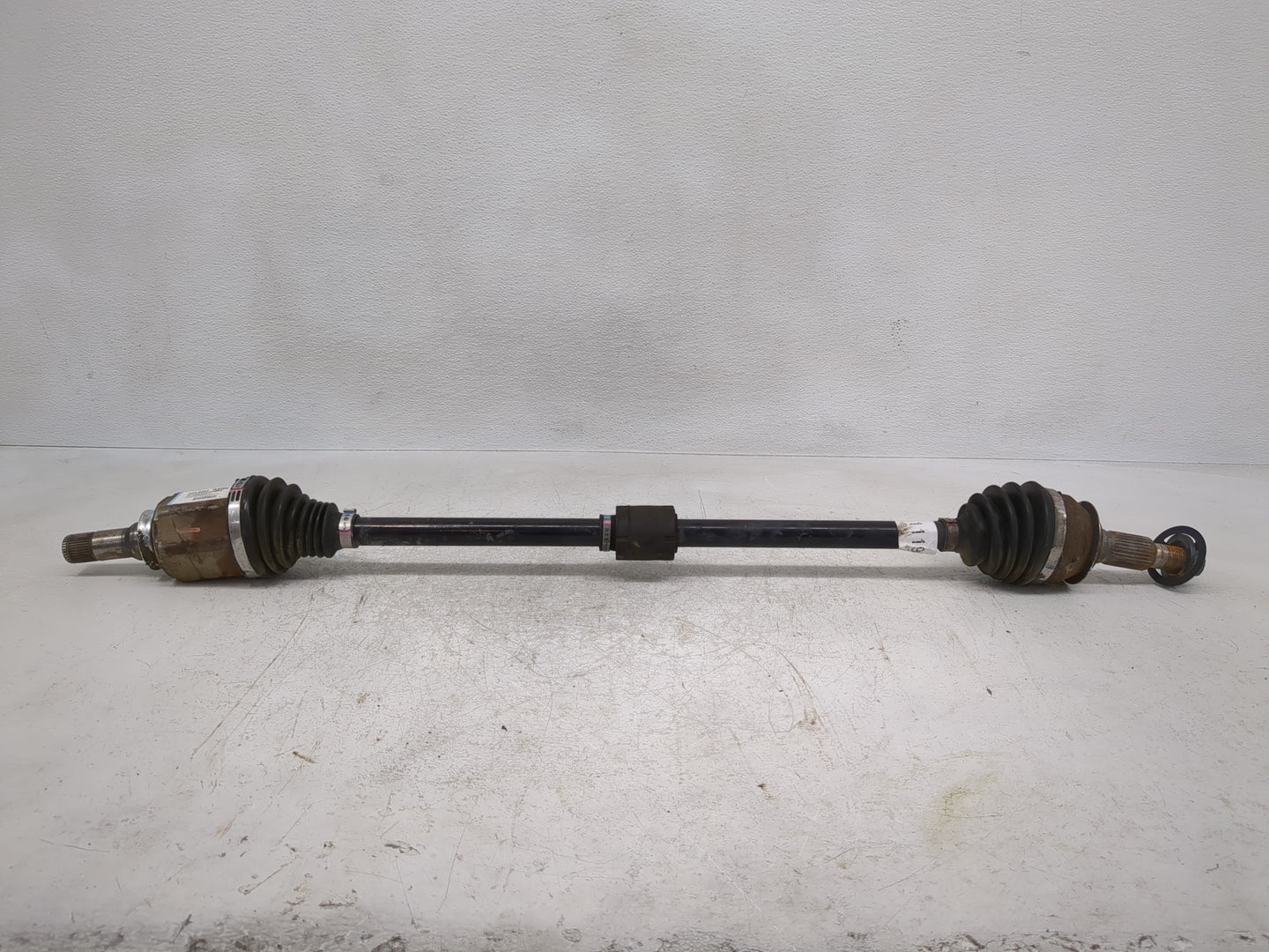 2019-2021 Chevrolet Malibu Axle Shaft Front Passenger Cv C/v 1119891 - Oemusedautoparts1.com