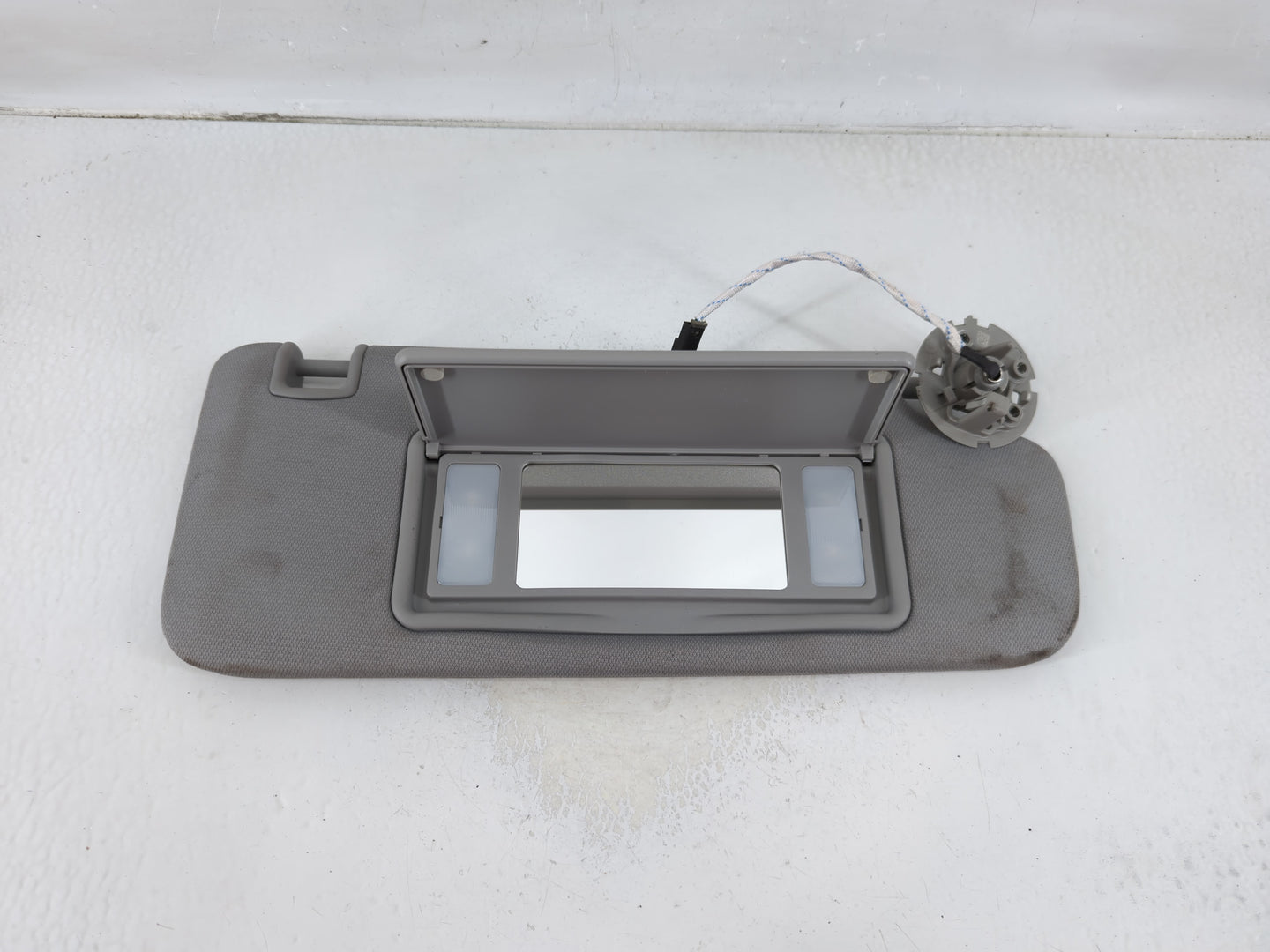 2016-2021 Chevrolet Malibu Sun Visor Shade Replacement Passenger Right Mirror Fits Fits 2016 2017 2018 2019 2020 2021 OEM Us