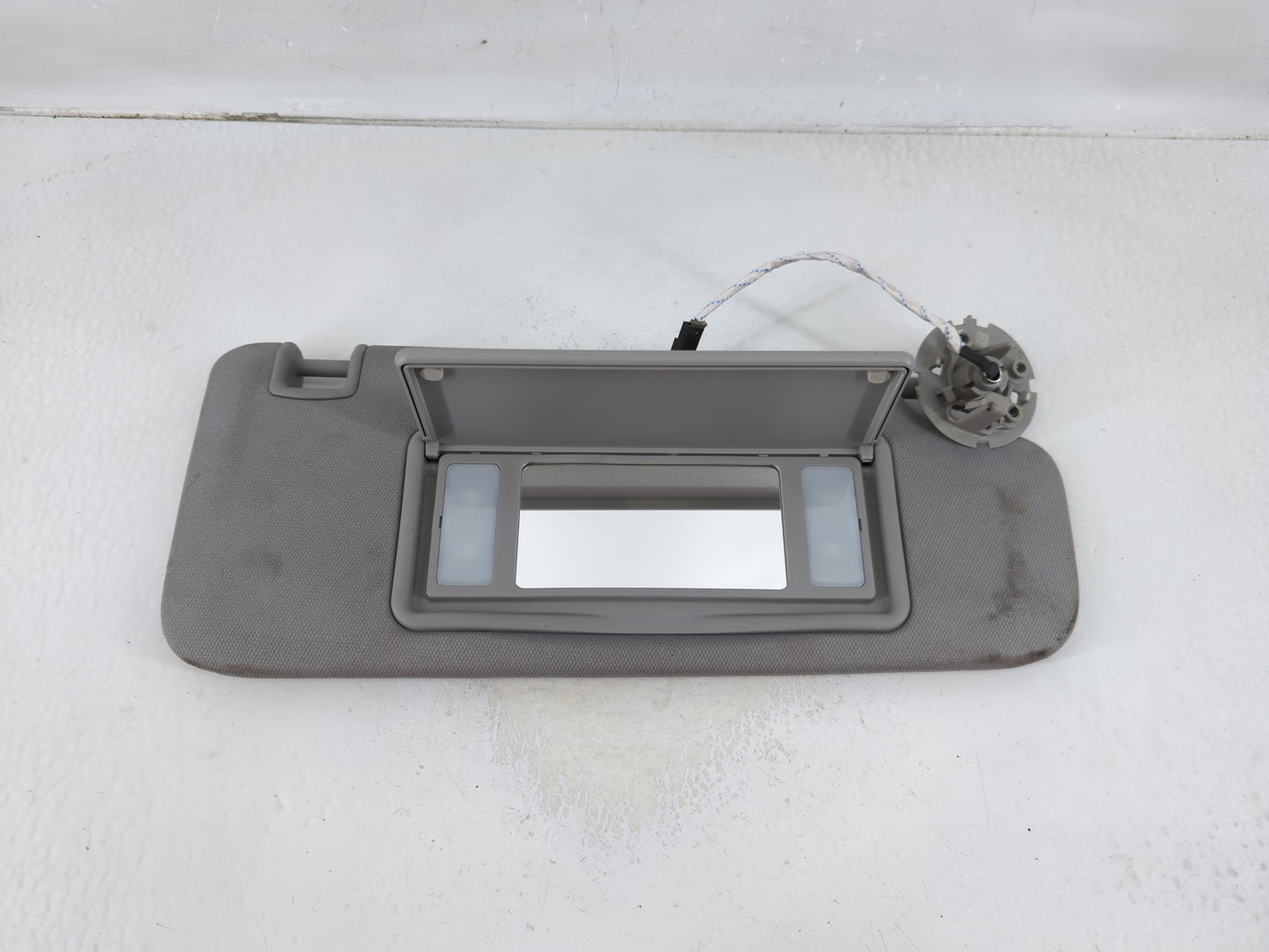 2016-2021 Chevrolet Malibu Sun Visor Shade Replacement Passenger Right Mirror Fits Fits 2016 2017 2018 2019 2020 2021 OEM Us