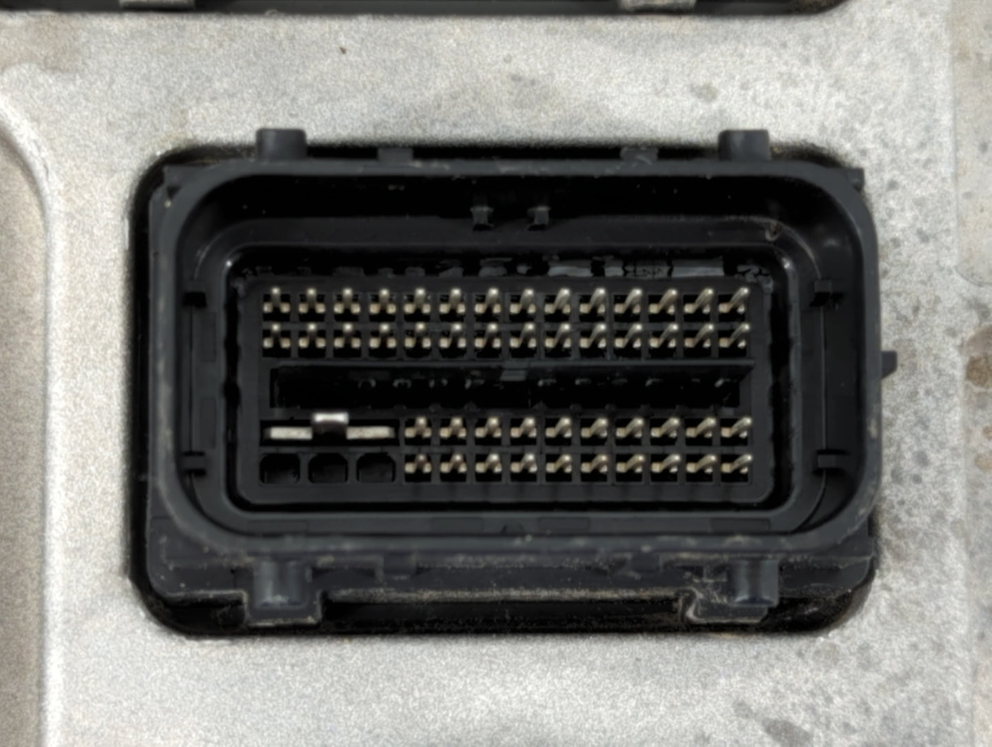 2020-2021 Chevrolet Malibu PCM Engine Control Computer ECU ECM PCU OEM P/N:12718932 Fits Fits 2020 2021 2022 OEM Used Auto P