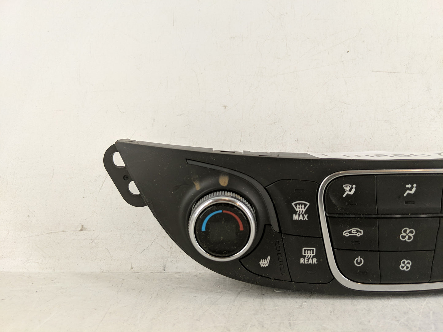 2018-2021 Chevrolet Malibu Climate Control Module Temperature AC/Heater Replacement P/N:84684288 Fits Fits 2018 2019 2020 20