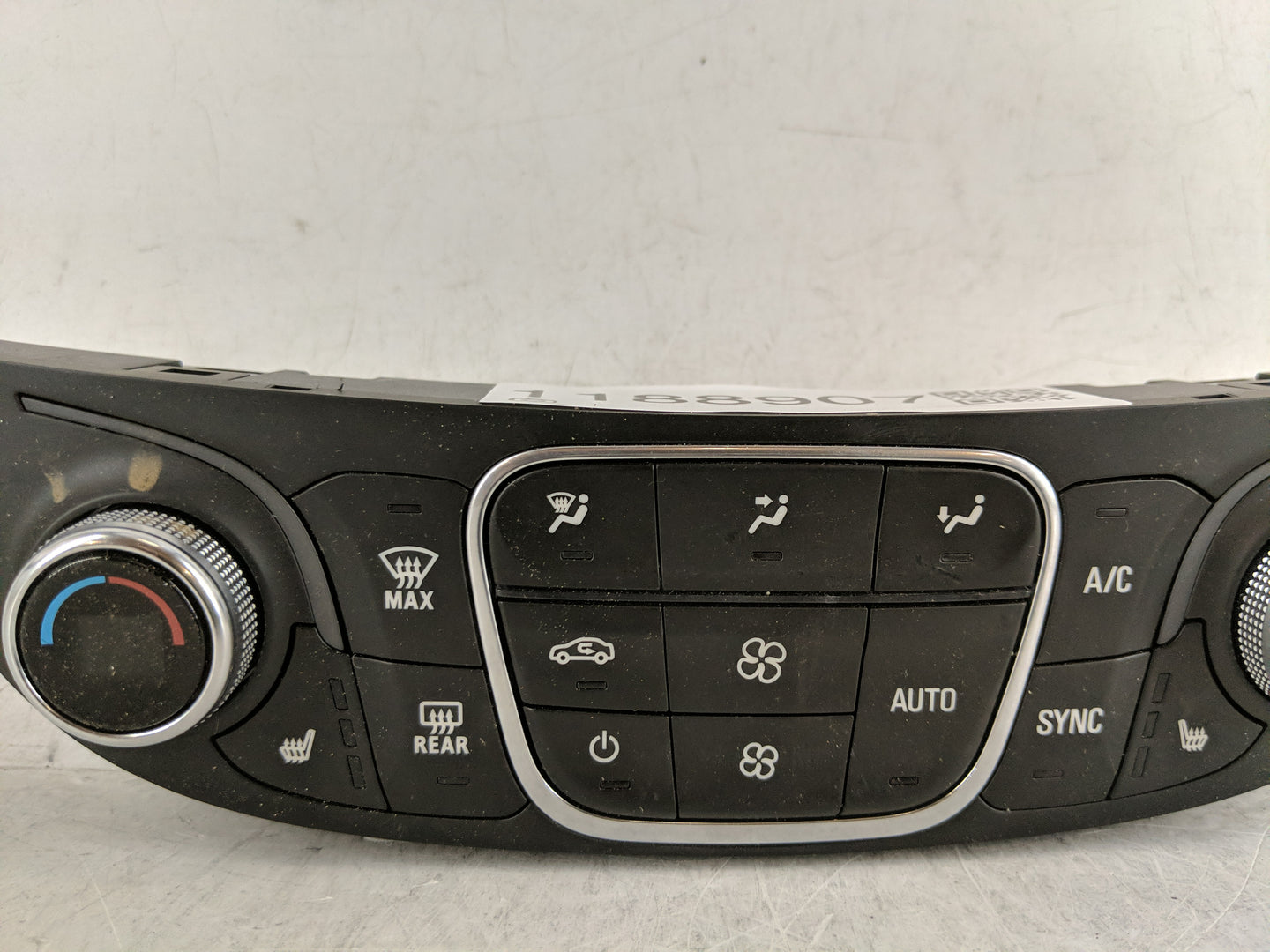 2018-2021 Chevrolet Malibu Climate Control Module Temperature AC/Heater Replacement P/N:84684288 Fits Fits 2018 2019 2020 20