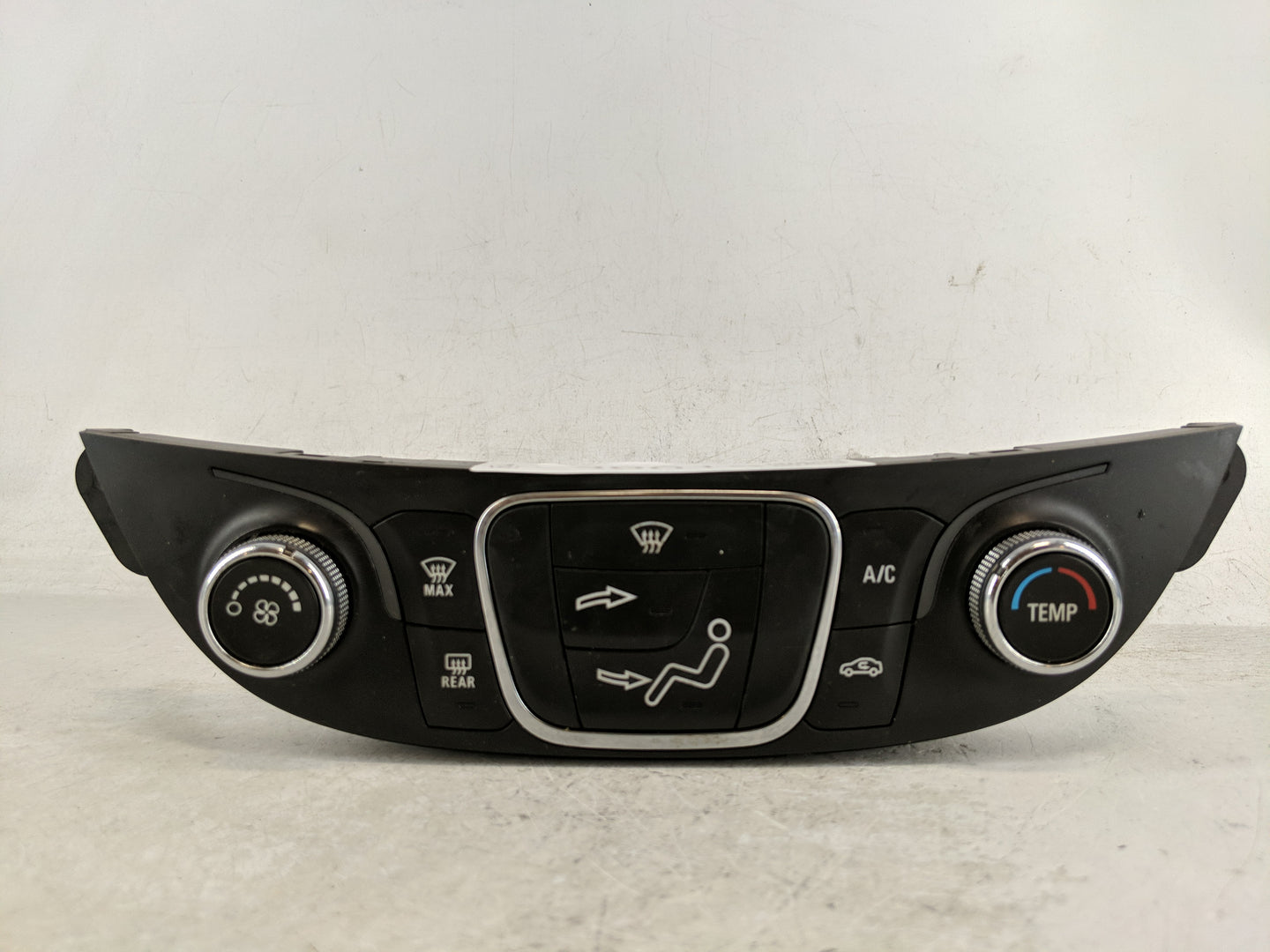 2019-2021 Chevrolet Malibu Climate Control Module Temperature AC/Heater Replacement Fits Fits 2019 2020 2021 OEM Used Auto P