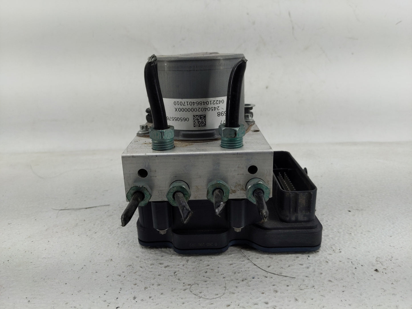 2019-2021 Chevrolet Malibu ABS Pump Control Module Replacement P/N:0650557 Fits Fits 2019 2020 2021 OEM Used Auto Parts - Oe
