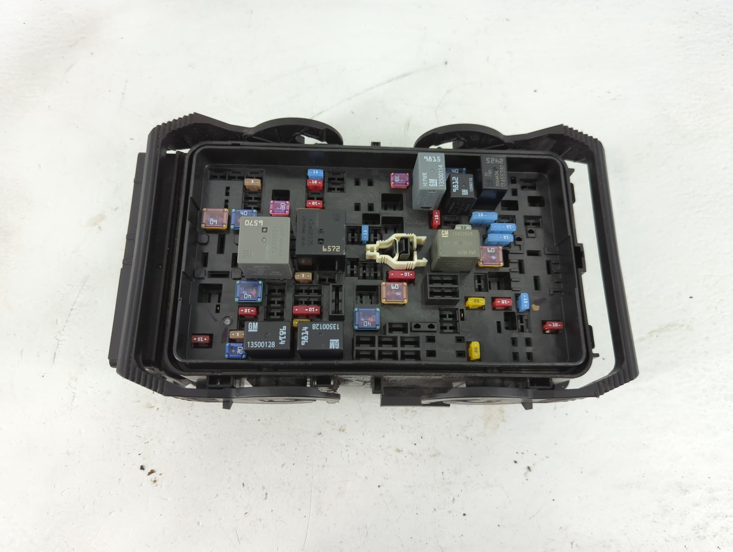 2022 Chevrolet Malibu Fusebox Fuse Box Panel Relay Module P/N:84950508 Fits OEM Used Auto Parts - Oemusedautoparts1.com