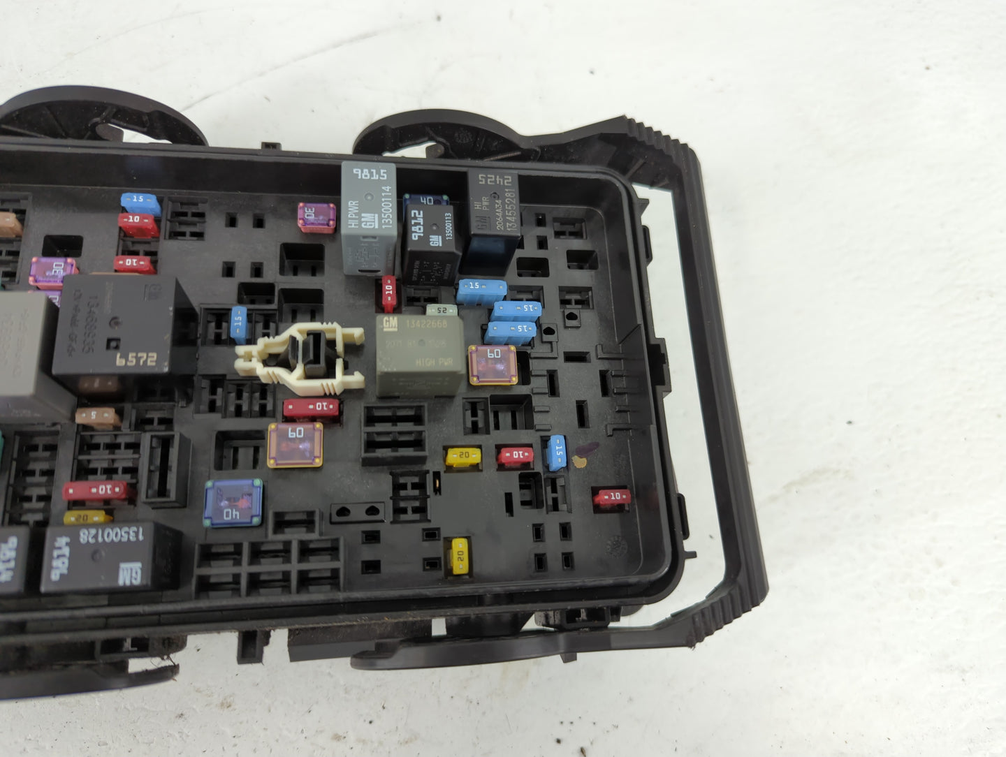 2022 Chevrolet Malibu Fusebox Fuse Box Panel Relay Module P/N:84950508 Fits OEM Used Auto Parts - Oemusedautoparts1.com
