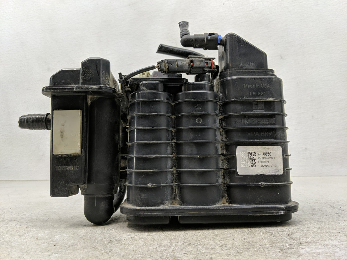 2022 Chevrolet Malibu Fuel Vapor Charcoal Canister 1261428 - Oemusedautoparts1.com