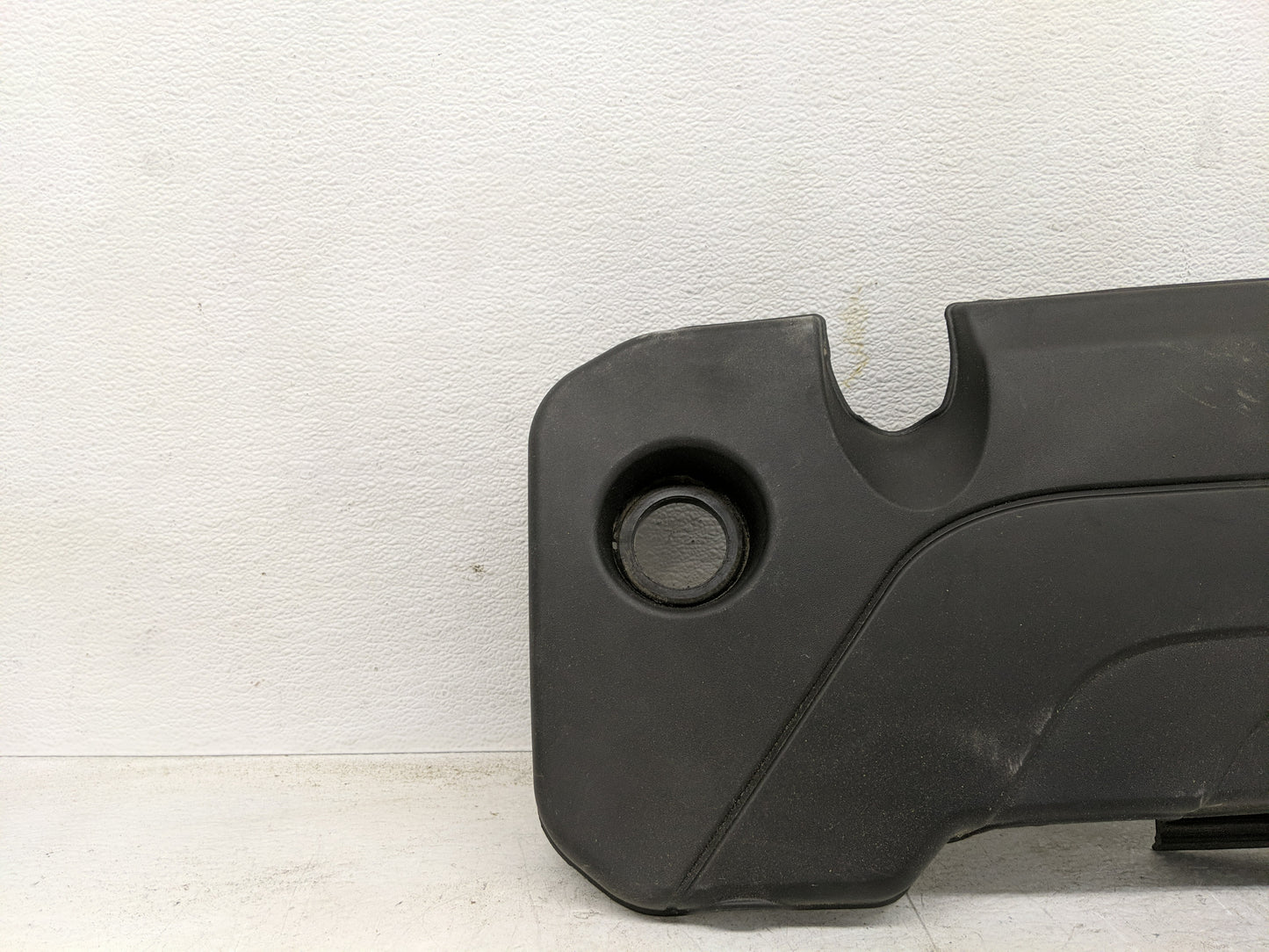 2022 Chevrolet Malibu Engine Cover - Oemusedautoparts1.com