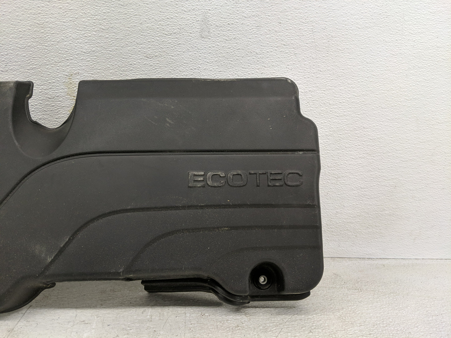 2022 Chevrolet Malibu Engine Cover - Oemusedautoparts1.com