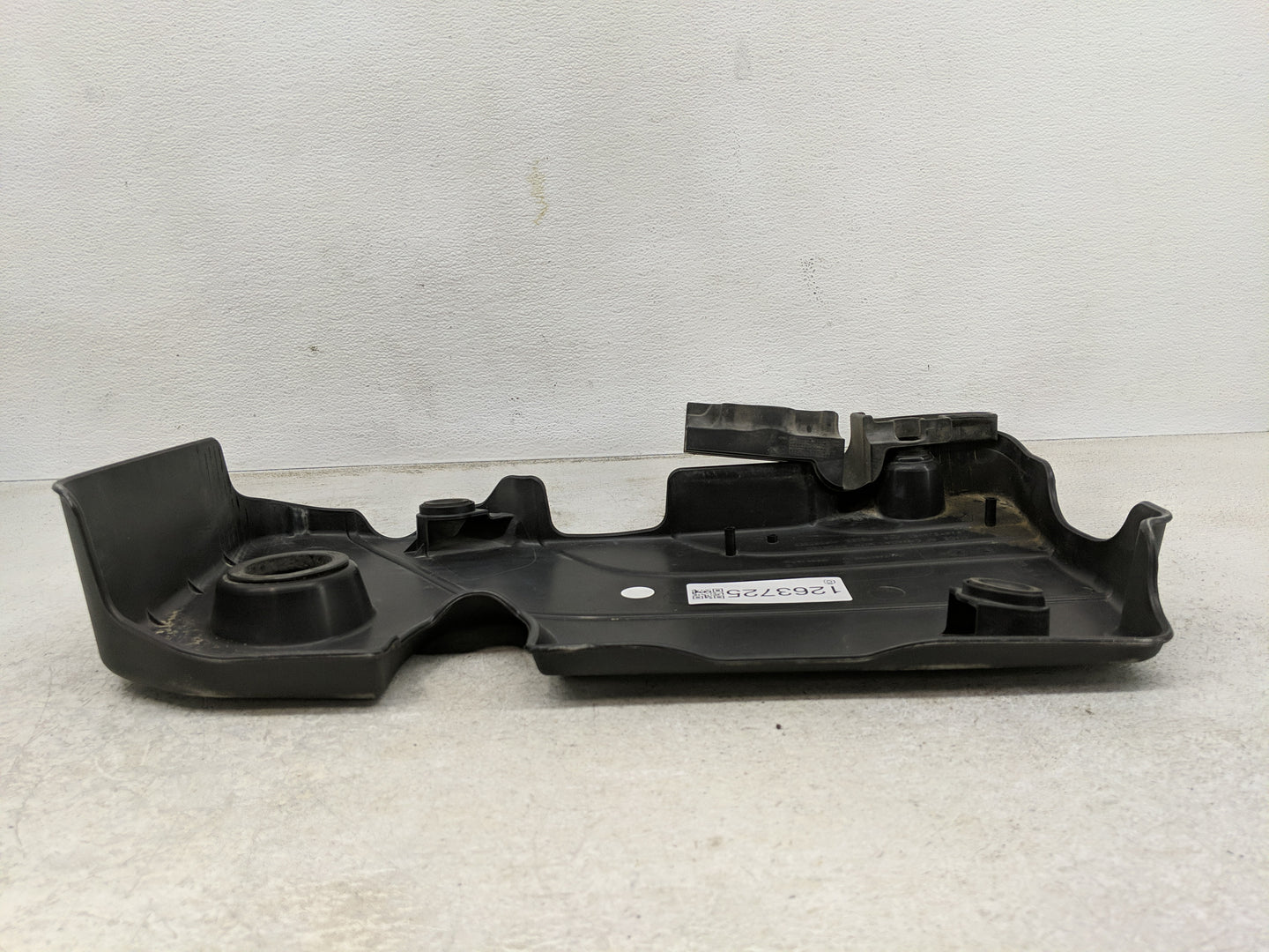 2022 Chevrolet Malibu Engine Cover - Oemusedautoparts1.com