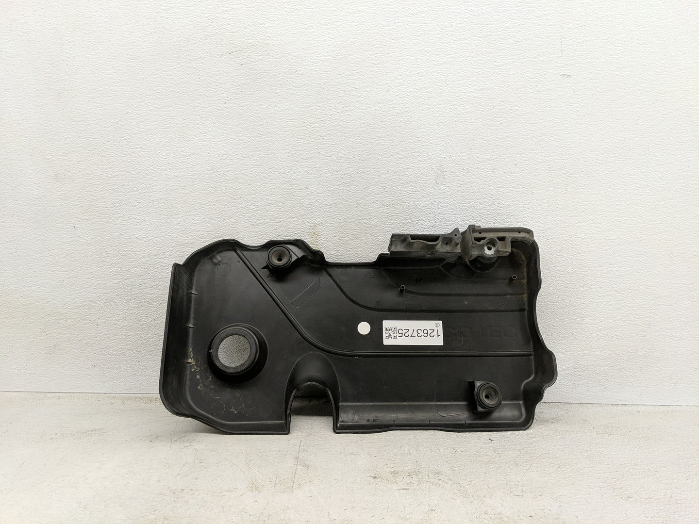 2022 Chevrolet Malibu Engine Cover - Oemusedautoparts1.com