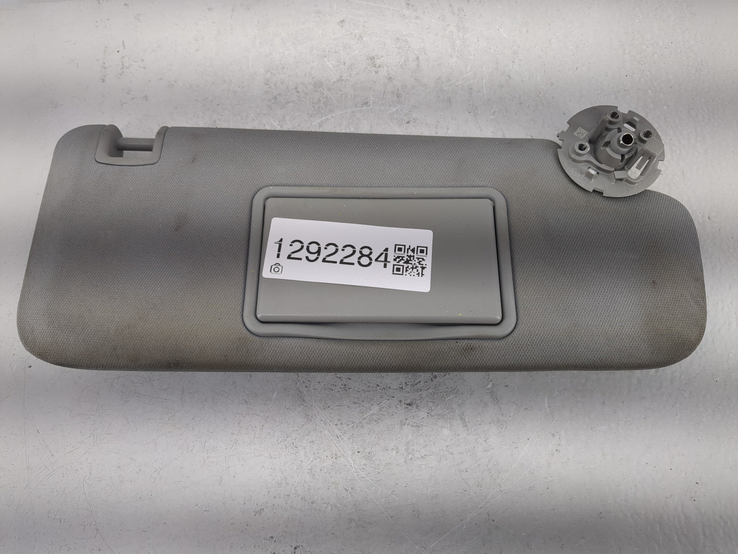 2016-2021 Chevrolet Malibu Sun Visor Shade Replacement Driver Left Mirror Fits Fits 2016 2017 2018 2019 2020 2021 OEM Used A