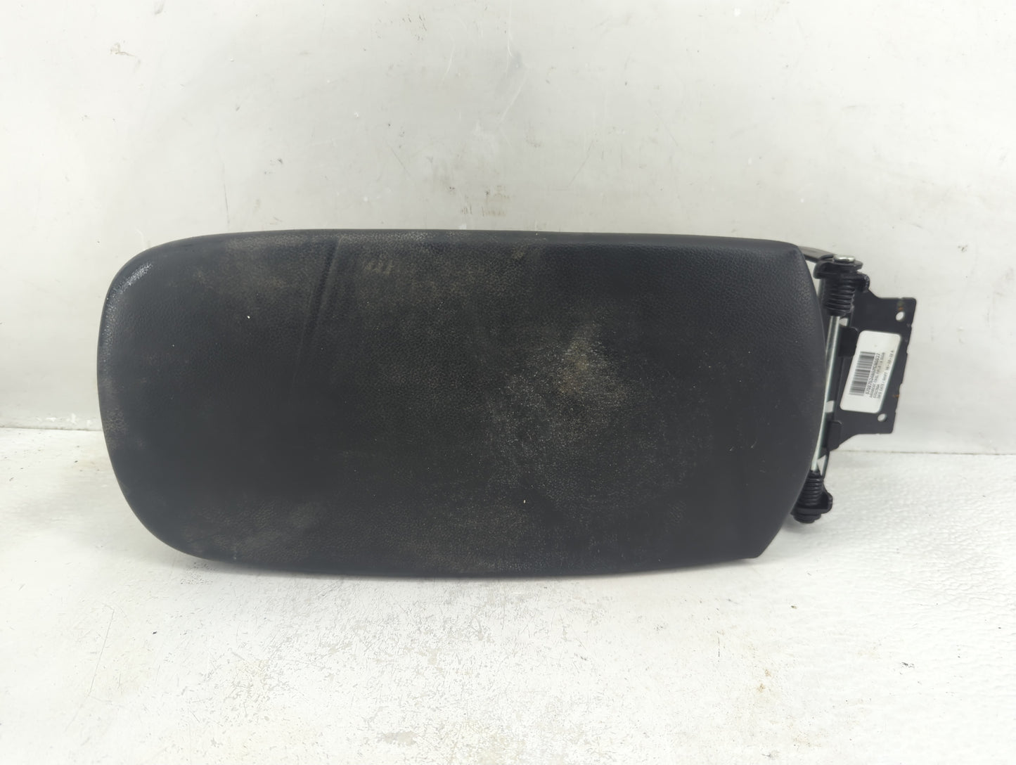 2022 Chevrolet Malibu Center Console Armrest Cover Lid P/N:1251040 Fits OEM Used Auto Parts - Oemusedautoparts1.com