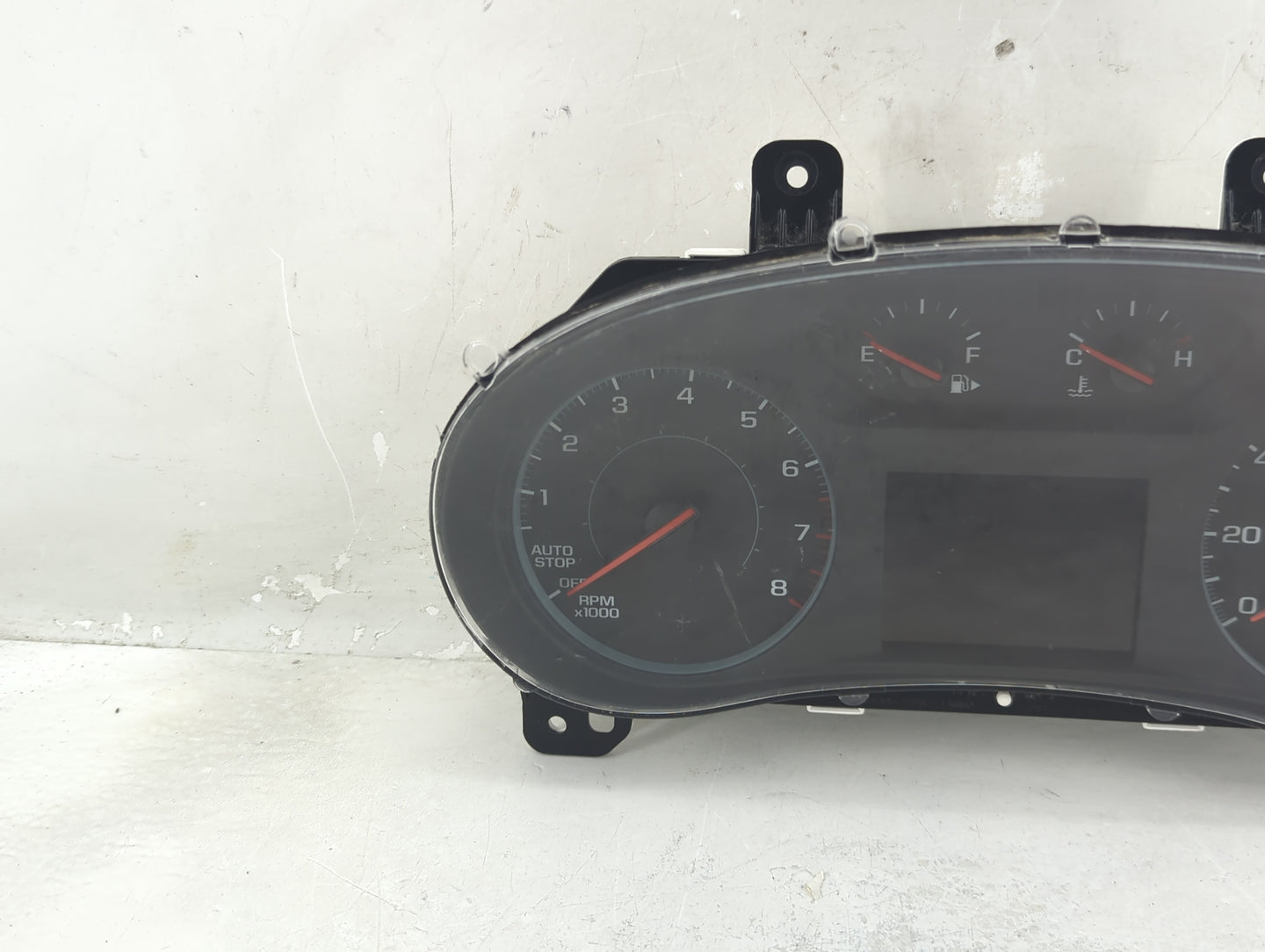 2022 Chevrolet Malibu Instrument Cluster Speedometer Gauges P/N:812610798 42786792 Fits OEM Used Auto Parts - Oemusedautopar