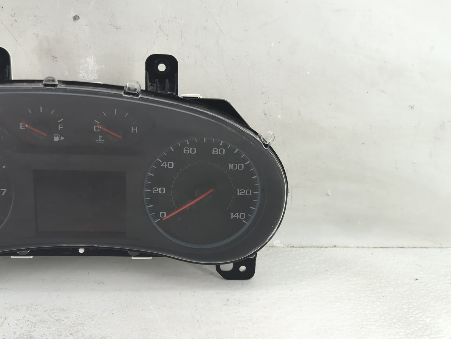 2022 Chevrolet Malibu Instrument Cluster Speedometer Gauges P/N:812610798 42786792 Fits OEM Used Auto Parts - Oemusedautopar