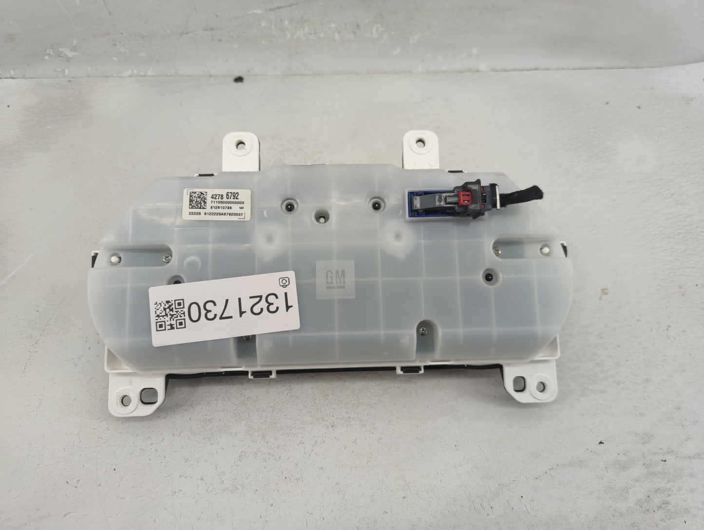 2022 Chevrolet Malibu Instrument Cluster Speedometer Gauges P/N:812610798 42786792 Fits OEM Used Auto Parts - Oemusedautopar