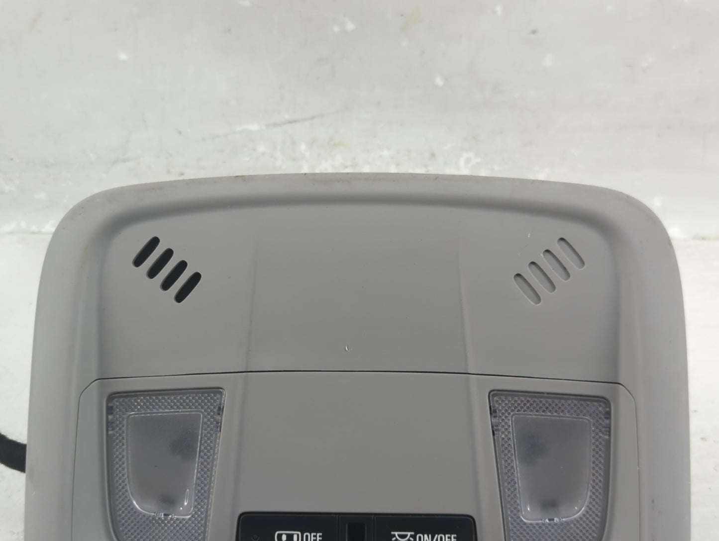 2016-2021 Chevrolet Malibu Overhead Roof Console 1321869 - Oemusedautoparts1.com