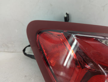 2019-2021 Chevrolet Malibu Tail Light Assembly Passenger Right OEM P/N:00202278 Fits Fits 2019 2020 2021 OEM Used Auto Parts