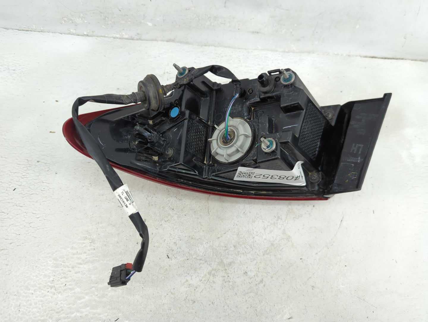 2019-2021 Chevrolet Malibu Tail Light Assembly Passenger Right OEM P/N:00202278 Fits Fits 2019 2020 2021 OEM Used Auto Parts