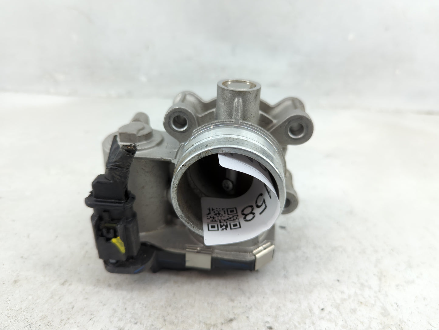 2016-2021 Chevrolet Malibu Throttle Body P/N:12671379AA Fits Fits 2016 2017 2018 2019 2020 2021 2022 OEM Used Auto Parts - O