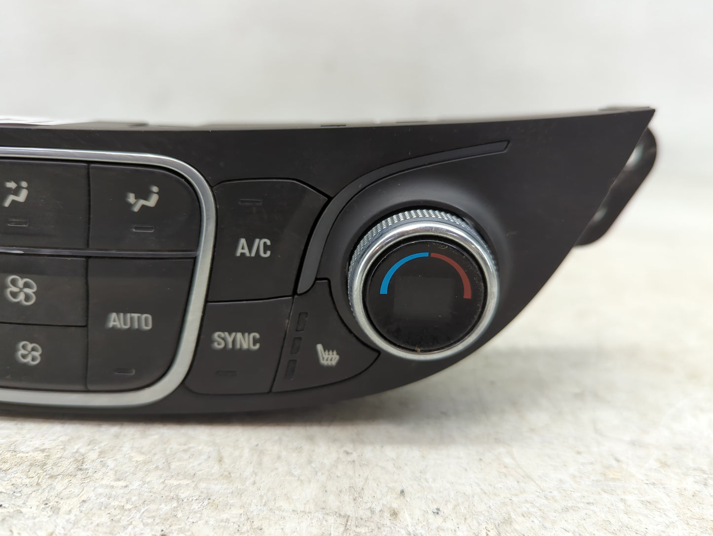 2018-2021 Chevrolet Malibu Climate Control Module Temperature AC/Heater Replacement P/N:846684288 Fits Fits 2018 2019 2020 2