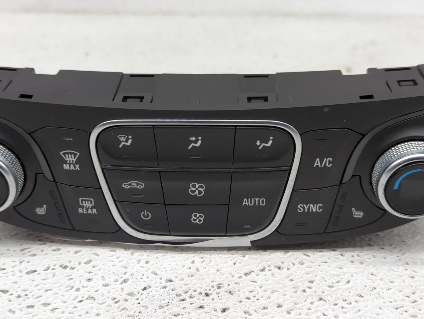 2018-2021 Chevrolet Malibu Climate Control Module Temperature AC/Heater Replacement P/N:84684288 Fits Fits 2018 2019 2020 20