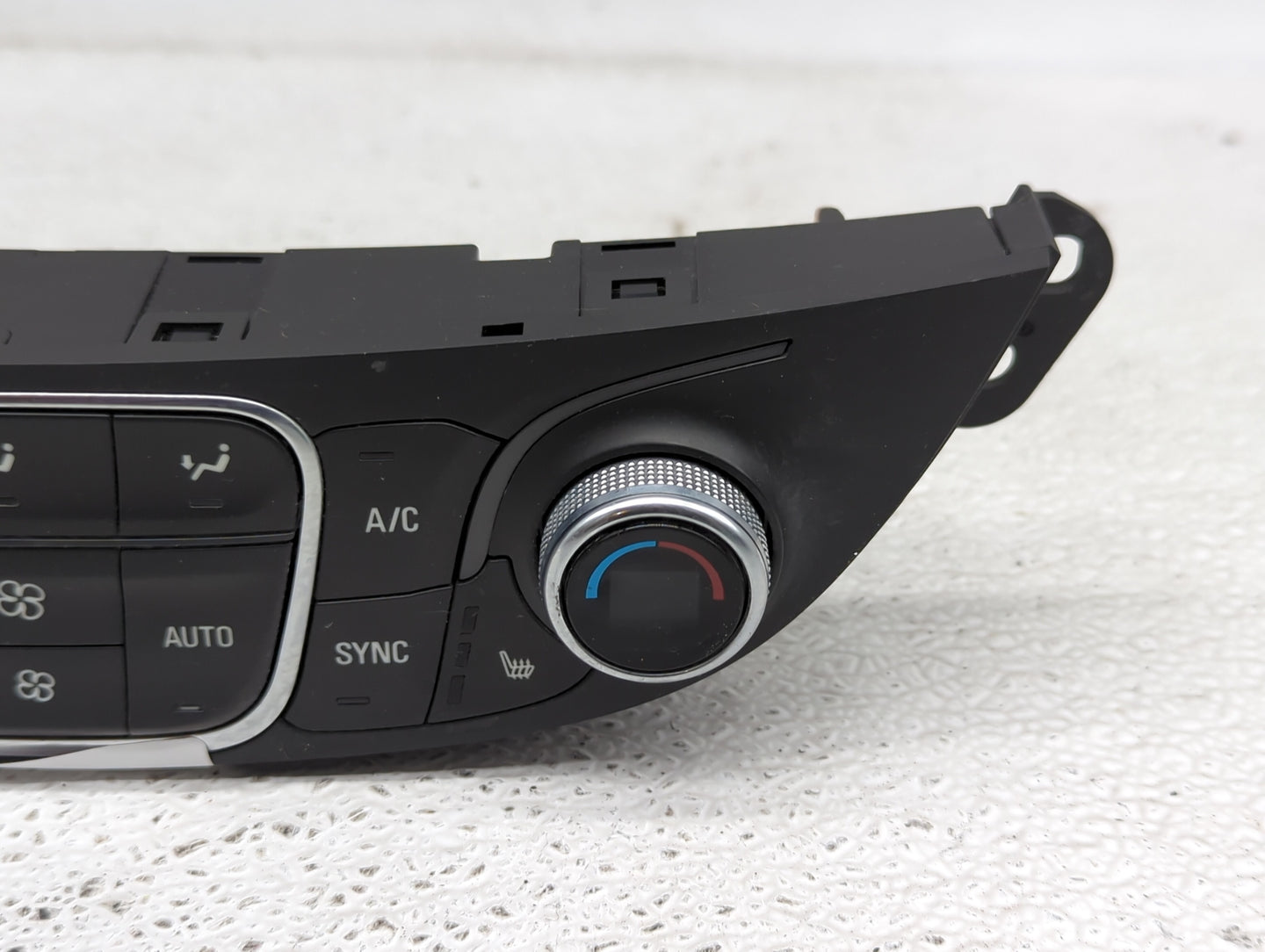 2018-2021 Chevrolet Malibu Climate Control Module Temperature AC/Heater Replacement P/N:84684288 Fits Fits 2018 2019 2020 20