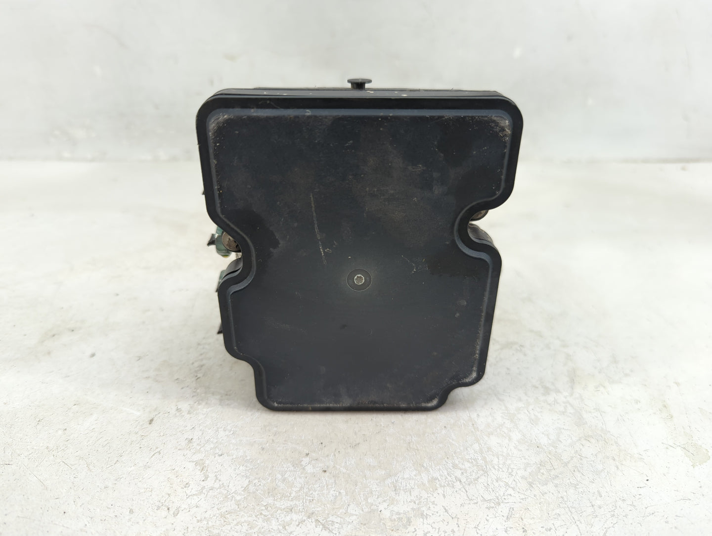 2019-2021 Chevrolet Malibu ABS Pump Control Module Replacement P/N:42776698 Fits Fits 2019 2020 2021 OEM Used Auto Parts - O