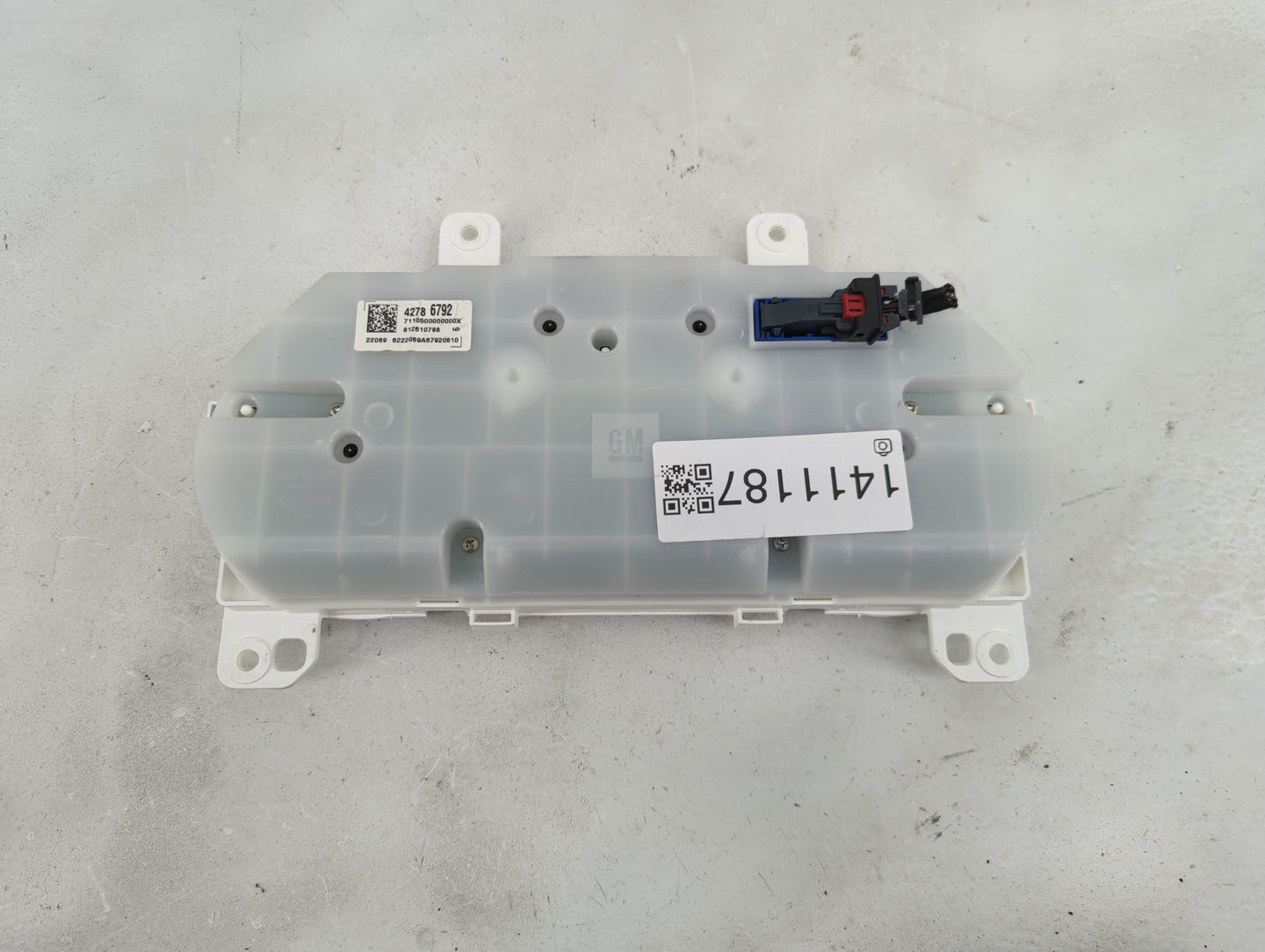 2022 Chevrolet Malibu Instrument Cluster Speedometer Gauges P/N:812610798 42786792 Fits OEM Used Auto Parts - Oemusedautopar