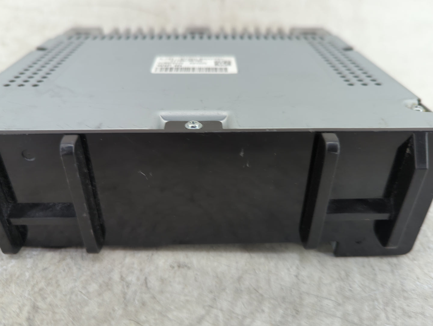 2022 Chevrolet Malibu Radio AM FM Cd Player Receiver Replacement P/N:IL7SF-NT2EC.BNAFF01 1LRW0116-A84025 Fits OEM Used Auto 