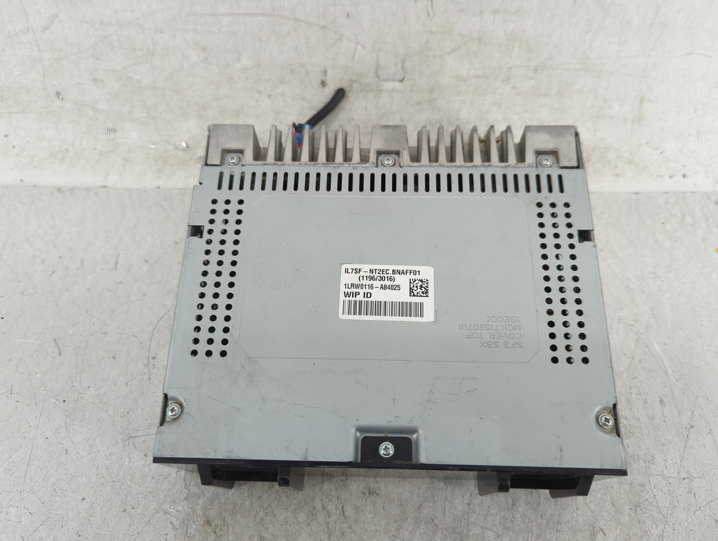 2022 Chevrolet Malibu Radio AM FM Cd Player Receiver Replacement P/N:IL7SF-NT2EC.BNAFF01 1LRW0116-A84025 Fits OEM Used Auto 