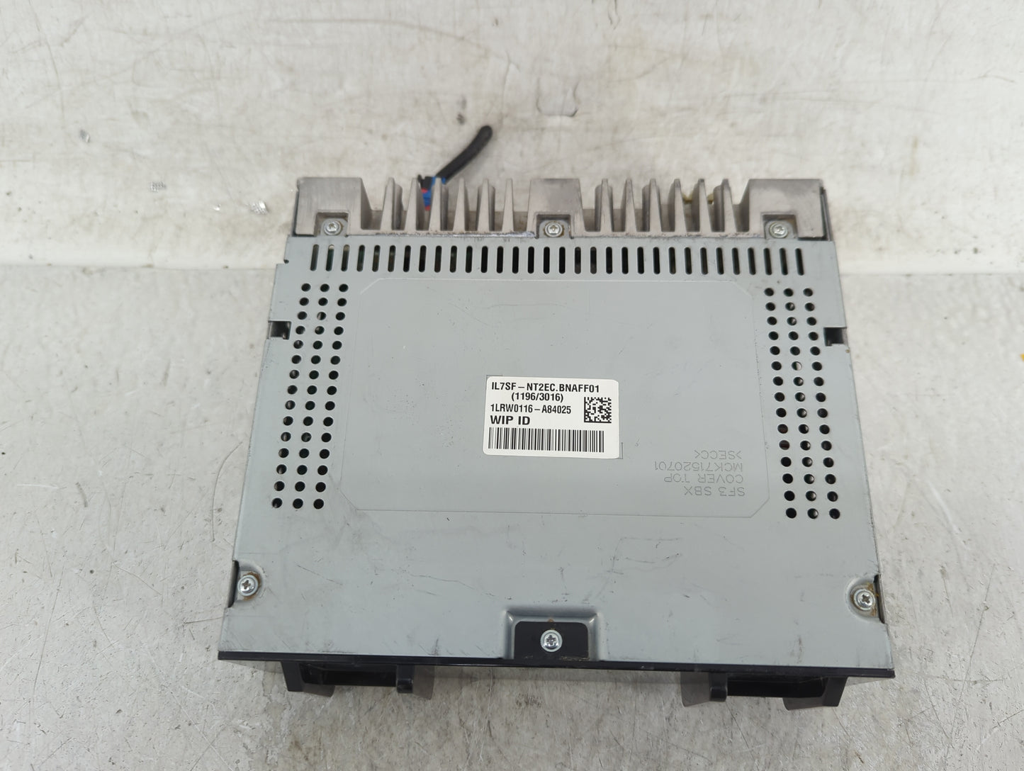 2022 Chevrolet Malibu Radio AM FM Cd Player Receiver Replacement P/N:IL7SF-NT2EC.BNAFF01 1LRW0116-A84025 Fits OEM Used Auto 