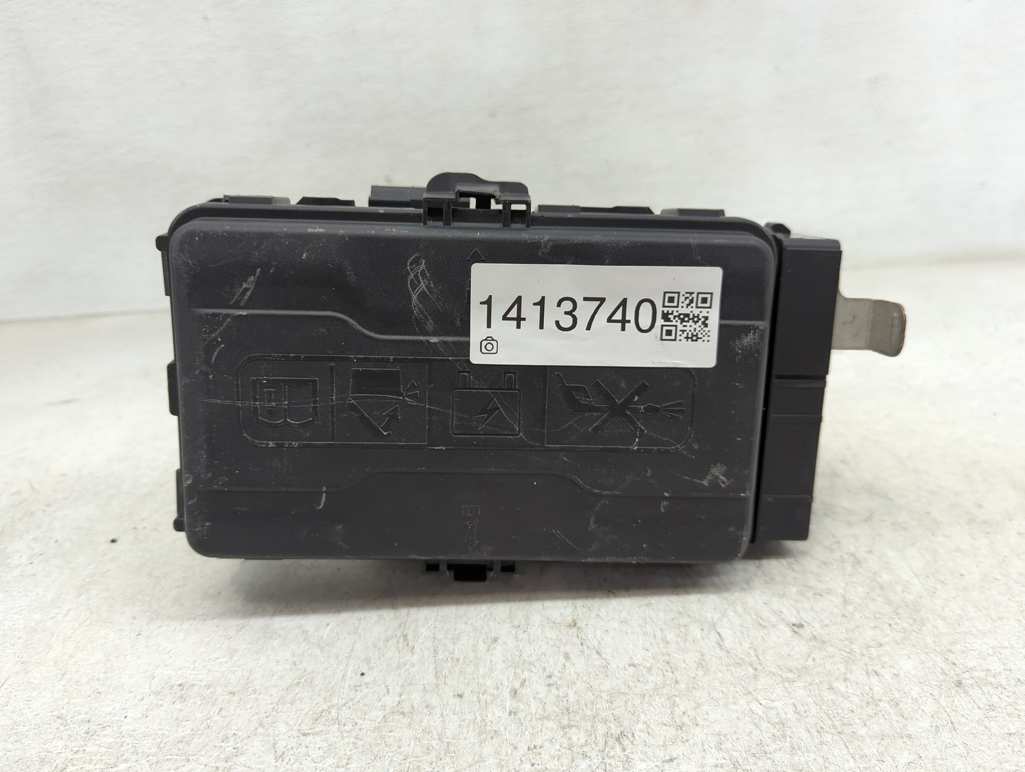 2022 Chevrolet Malibu Fusebox Fuse Box Panel Relay Module P/N:84950508 Fits OEM Used Auto Parts - Oemusedautoparts1.com