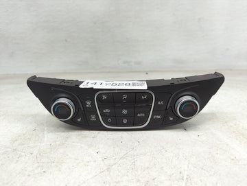 2018-2021 Chevrolet Malibu Climate Control Module Temperature AC/Heater Replacement P/N:000235226 84684288 Fits OEM Used Aut