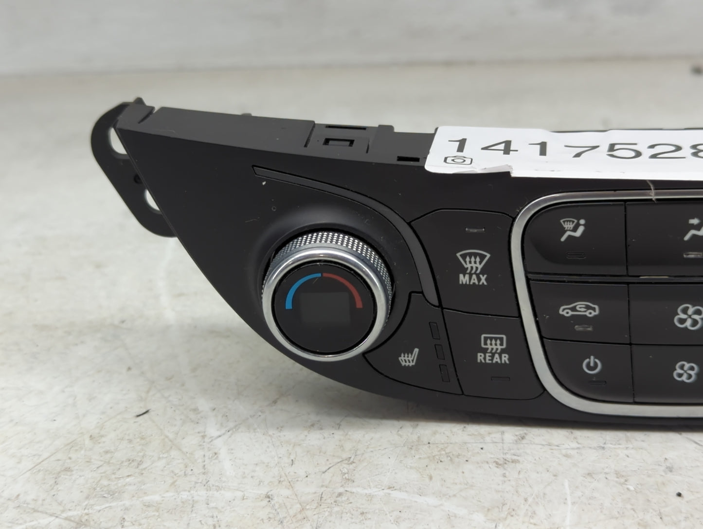 2018-2021 Chevrolet Malibu Climate Control Module Temperature AC/Heater Replacement P/N:000235226 84684288 Fits OEM Used Aut