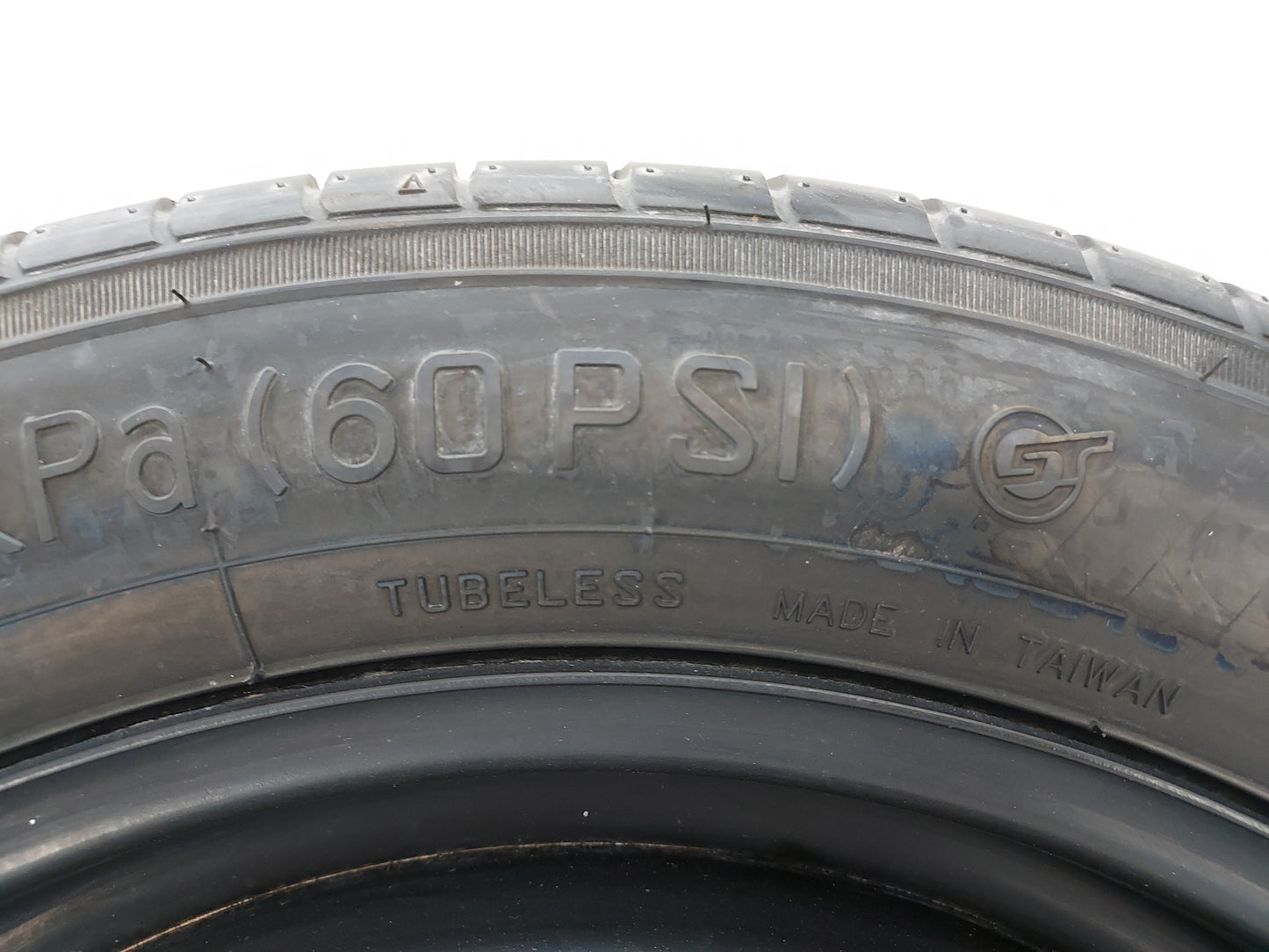 2016-2022 Chevrolet Malibu Spare Donut Tire Wheel Rim Oem 1420772 - Oemusedautoparts1.com