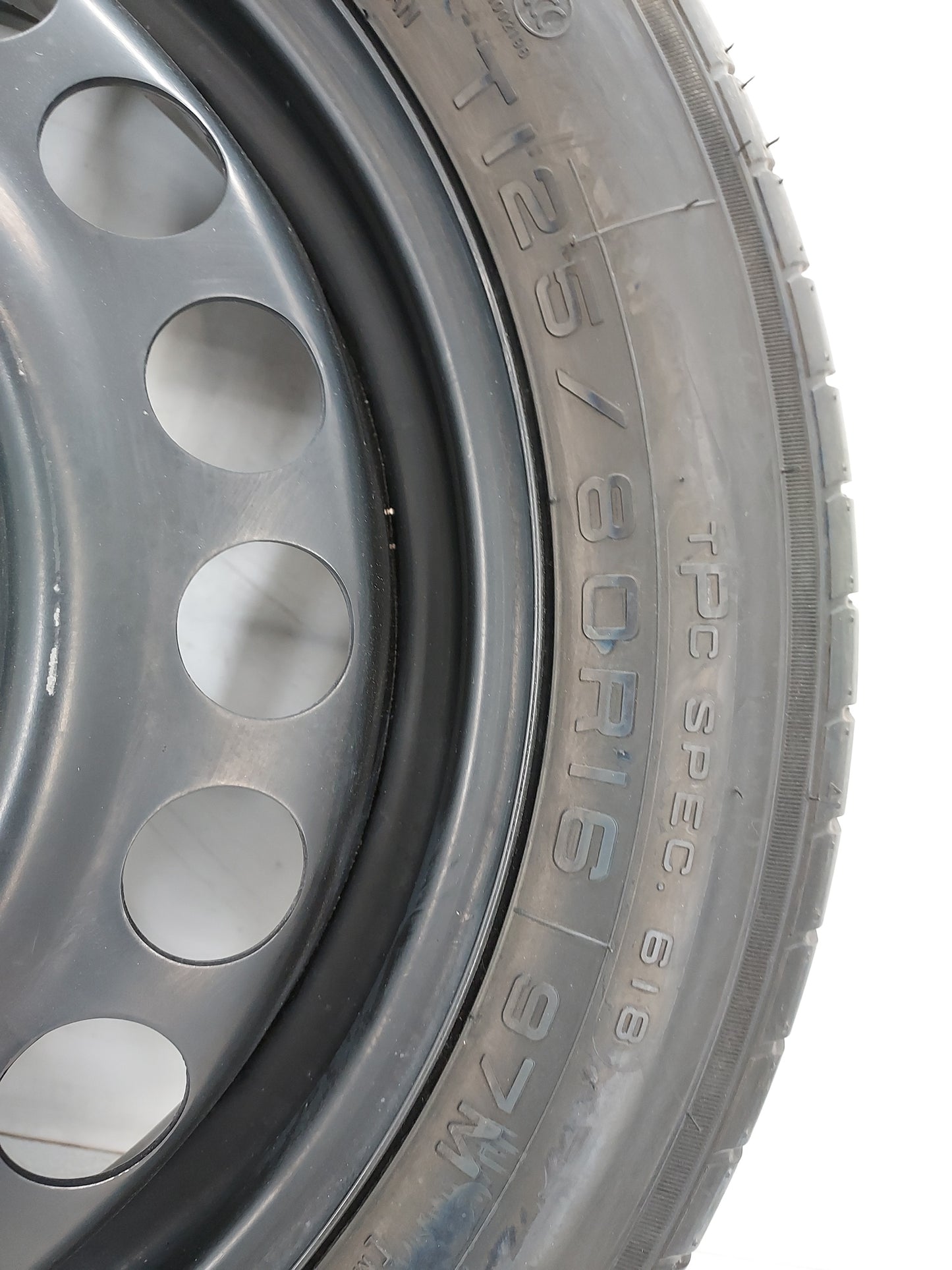 2016-2022 Chevrolet Malibu Spare Donut Tire Wheel Rim Oem 1420772 - Oemusedautoparts1.com