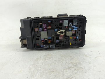 2022 Chevrolet Malibu Fusebox Fuse Box Panel Relay Module P/N:84950508_01 Fits OEM Used Auto Parts