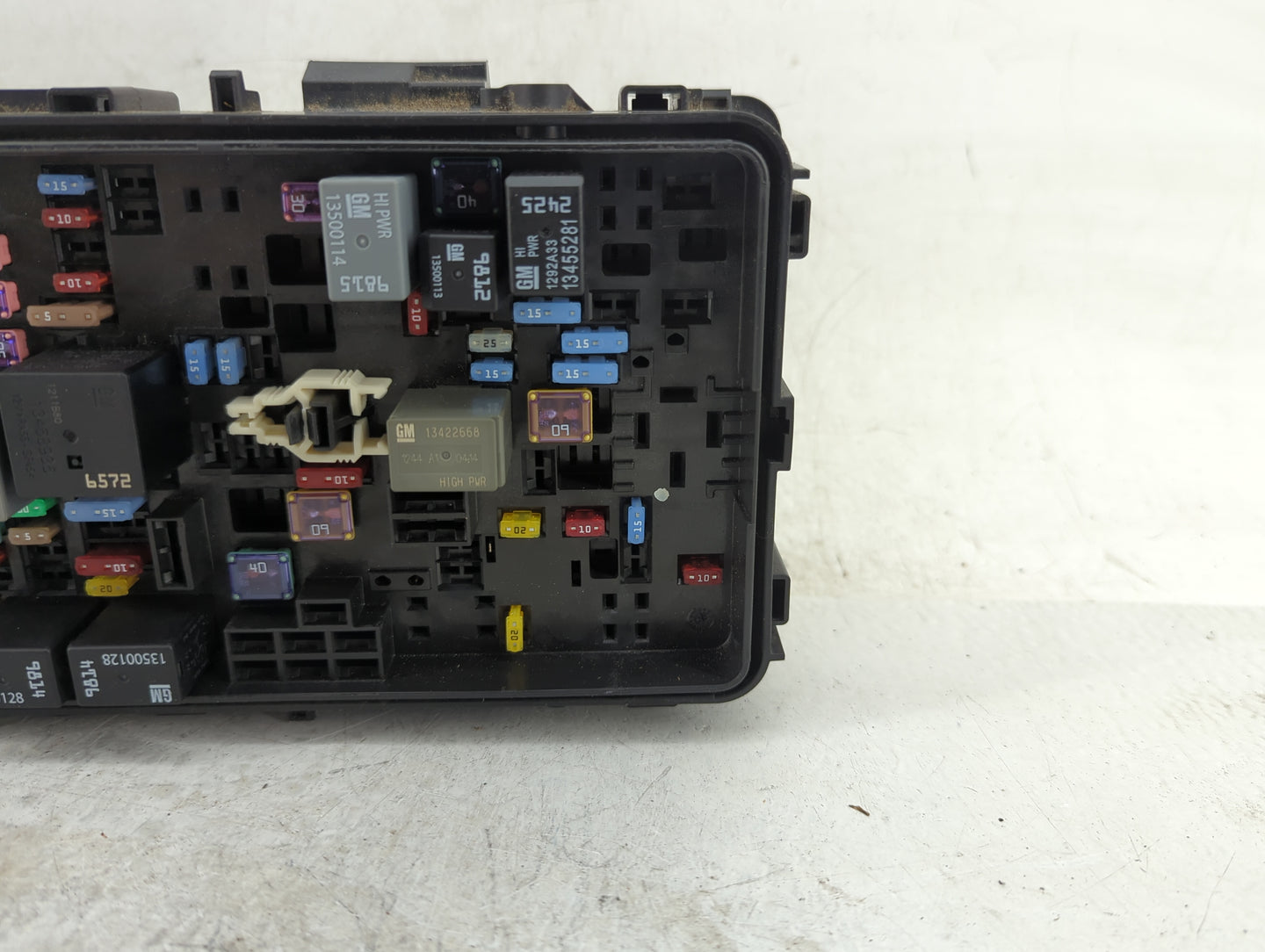 2022 Chevrolet Malibu Fusebox Fuse Box Panel Relay Module P/N:84950508_01 Fits OEM Used Auto Parts - Oemusedautoparts1.com