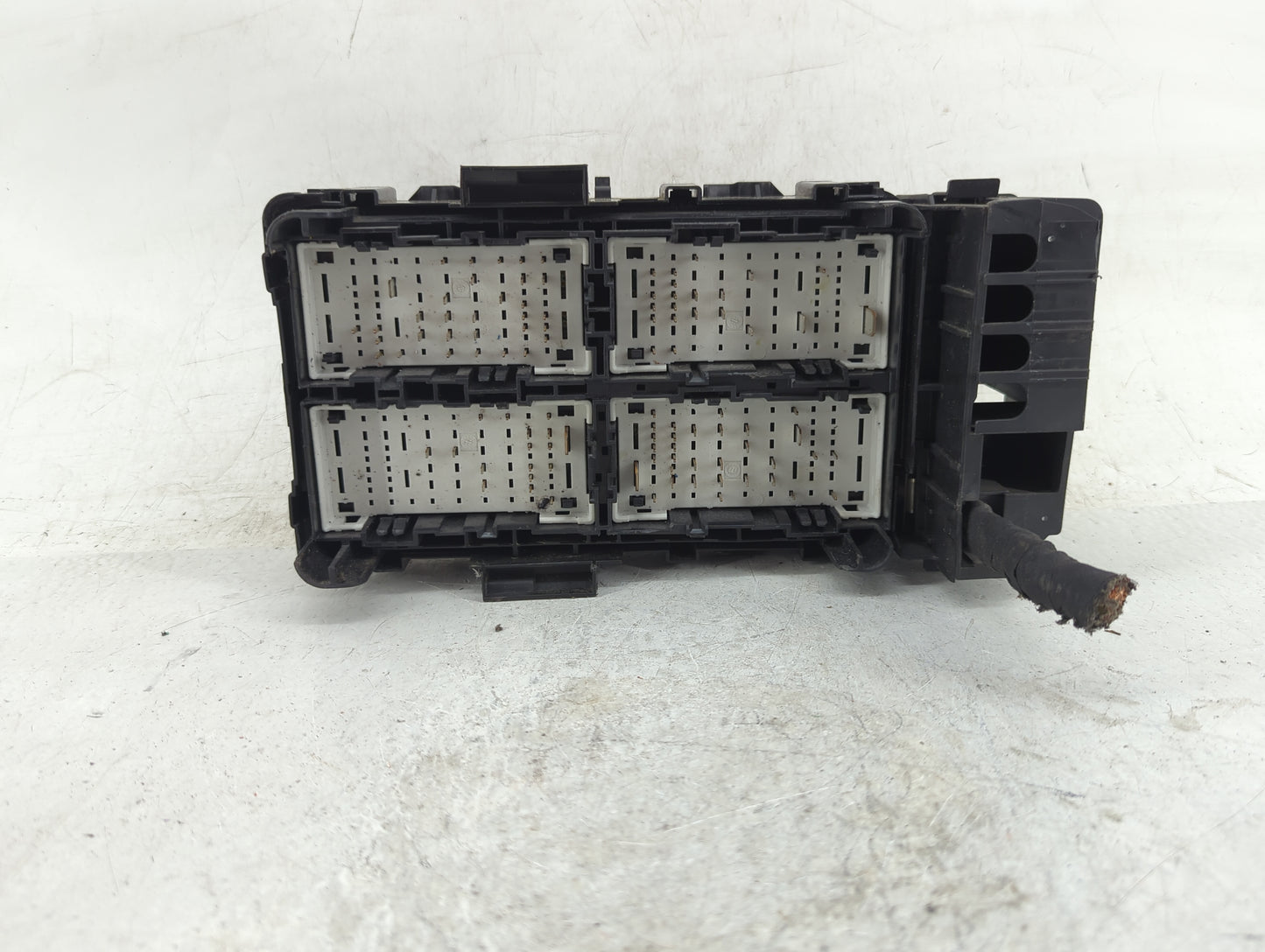 2022 Chevrolet Malibu Fusebox Fuse Box Panel Relay Module P/N:84950508_01 Fits OEM Used Auto Parts - Oemusedautoparts1.com