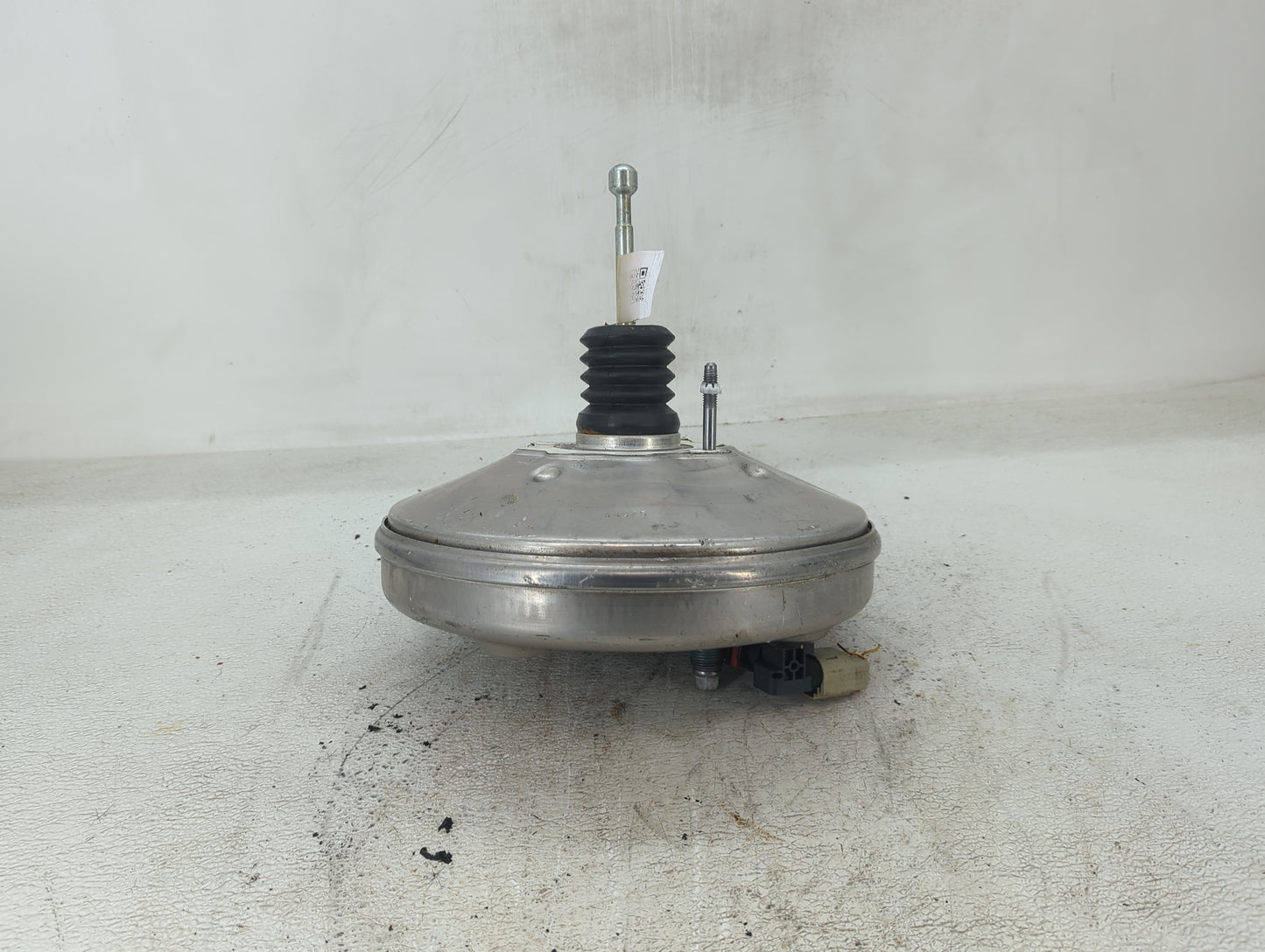 2016-2021 Chevrolet Malibu Power Brake Booster Oem 1423421 - Oemusedautoparts1.com