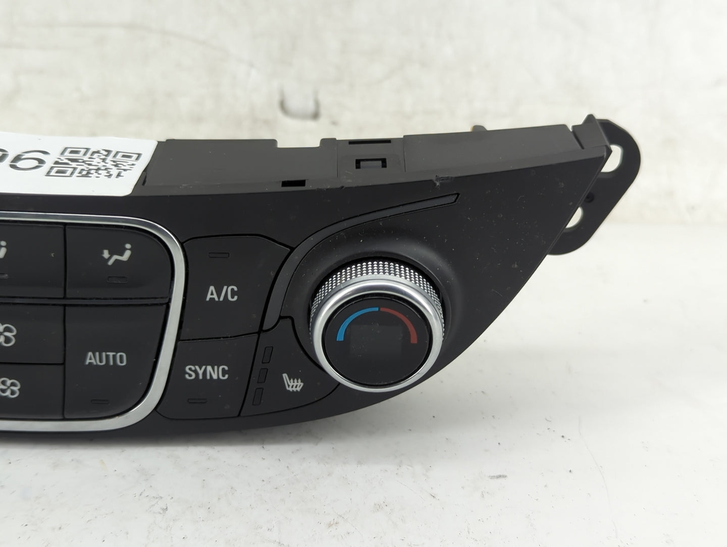 2018-2021 Chevrolet Malibu Climate Control Module Temperature AC/Heater Replacement P/N:84684288 Fits Fits 2018 2019 2020 20