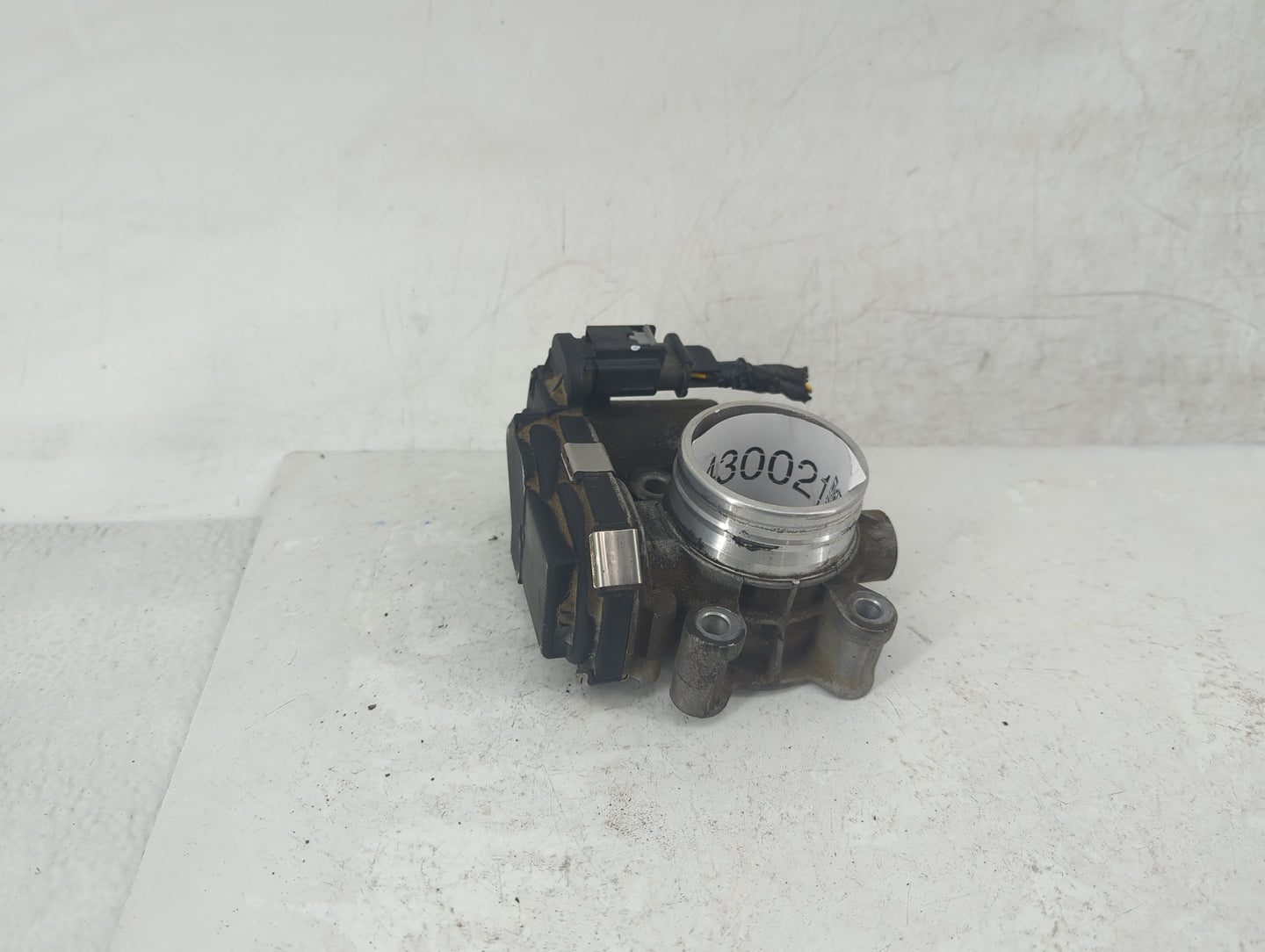 2016-2021 Chevrolet Malibu Throttle Body P/N:12671379AA Fits Fits 2016 2017 2018 2019 2020 2021 2022 OEM Used Auto Parts - O