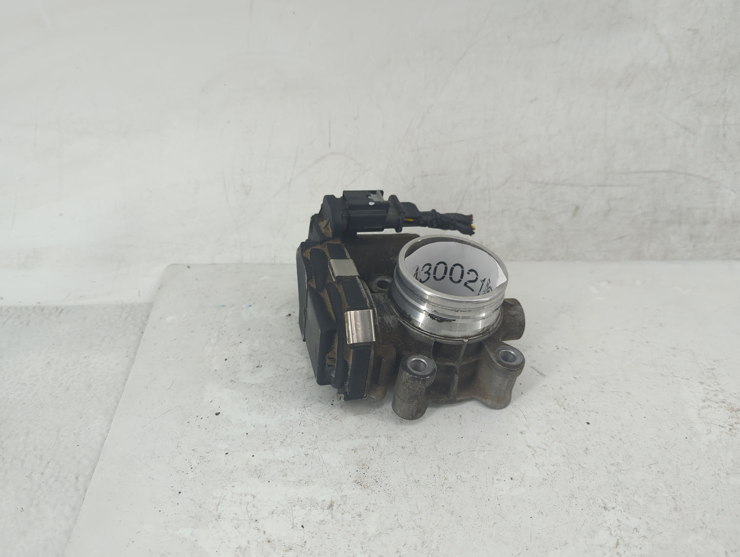 2016-2021 Chevrolet Malibu Throttle Body P/N:12671379AA Fits Fits 2016 2017 2018 2019 2020 2021 2022 OEM Used Auto Parts - O
